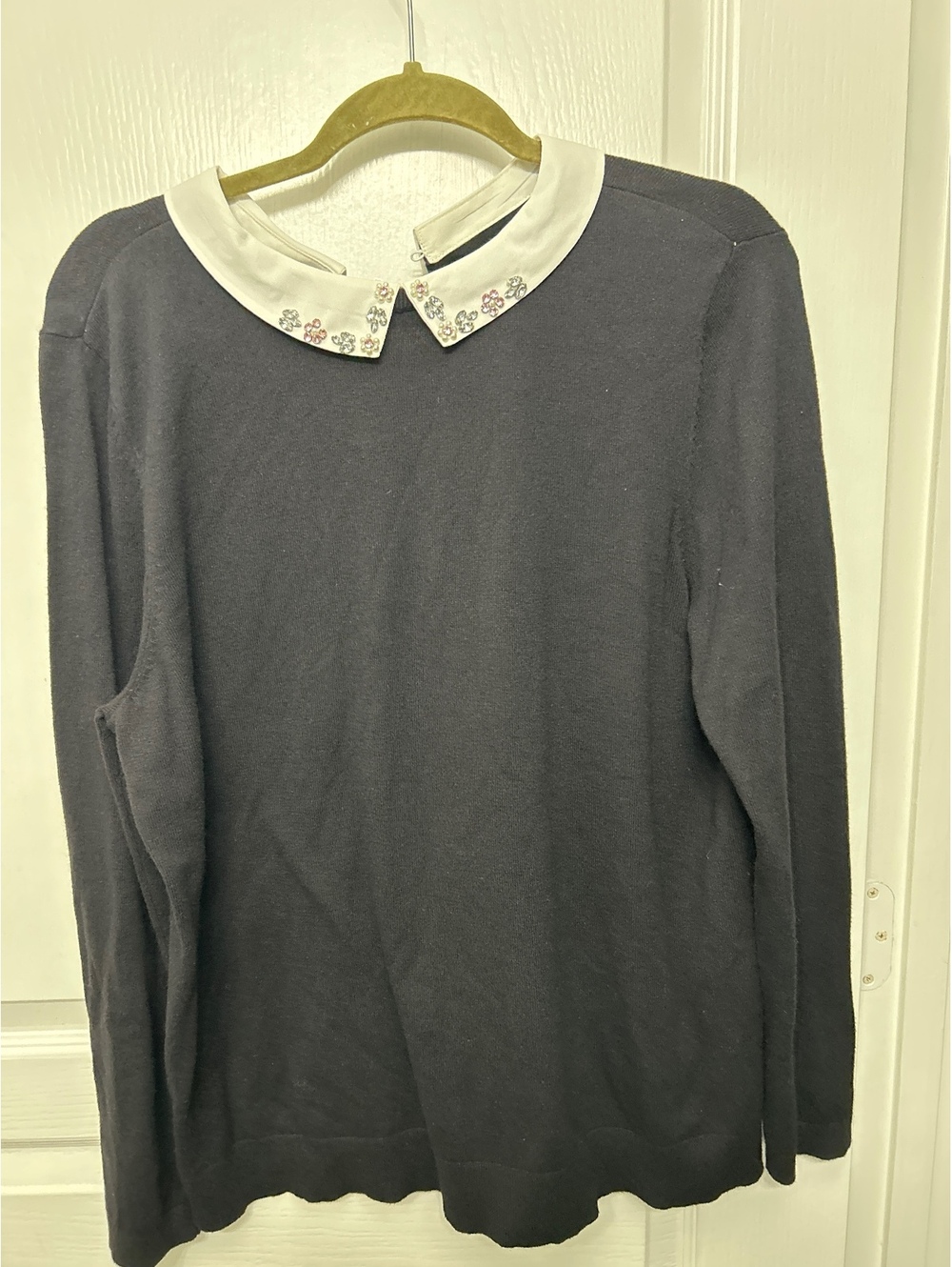 ELLE Women's Black Sweater with Embellished White Collar, Size XL